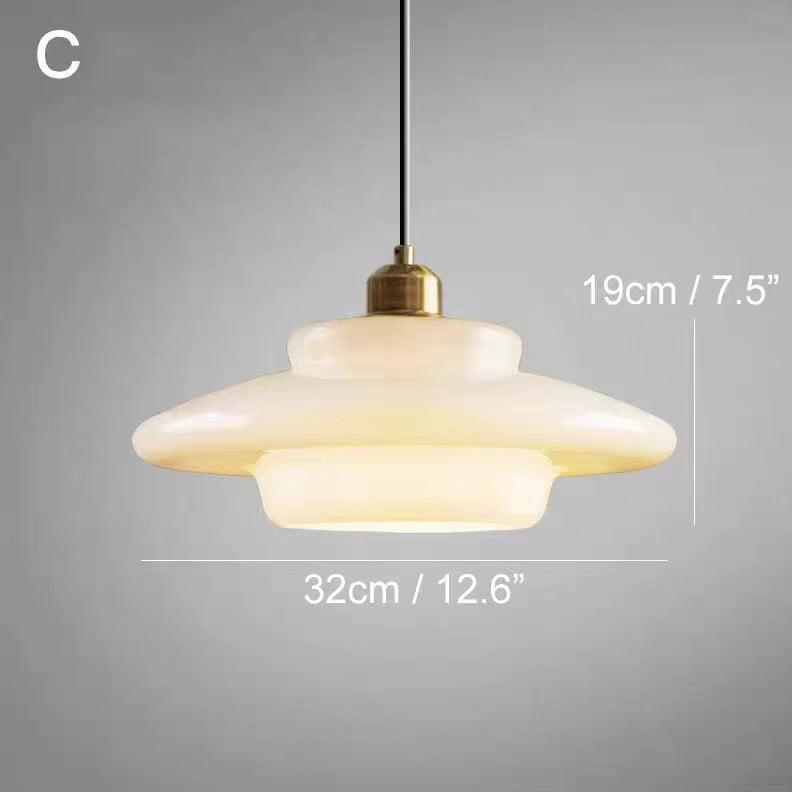 Pendellampe med Mælkehvidt Glas