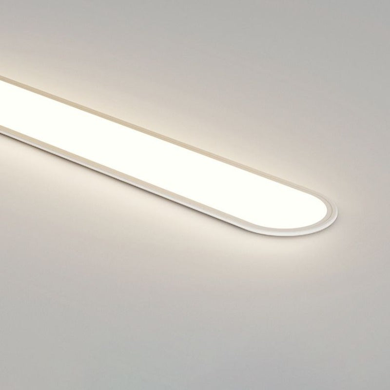 Slank oval plafond i sort eller hvid - Lumzi