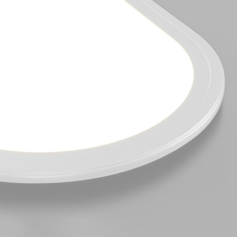 Slank oval plafond i sort eller hvid - Lumzi