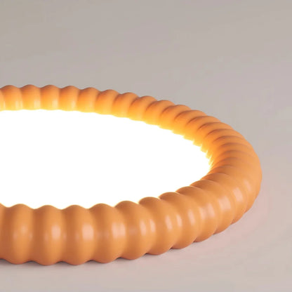 Moderne loftlampe med LED og dekorativ bølgeramme