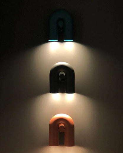 Bueformet LED-væglampe i moderne design