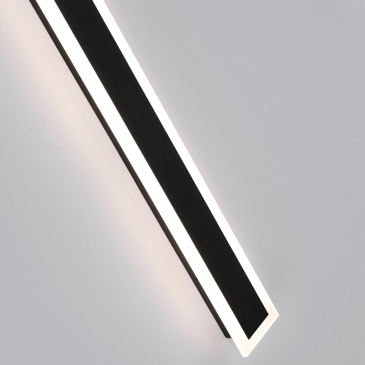 Lineær LED-udendørs væglampe - Lumzi