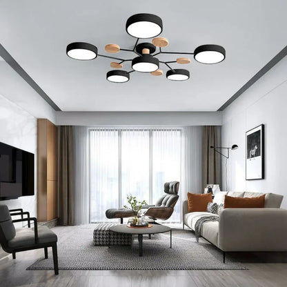 Moderne LED-loftlampe med flere arme og trædetaljer