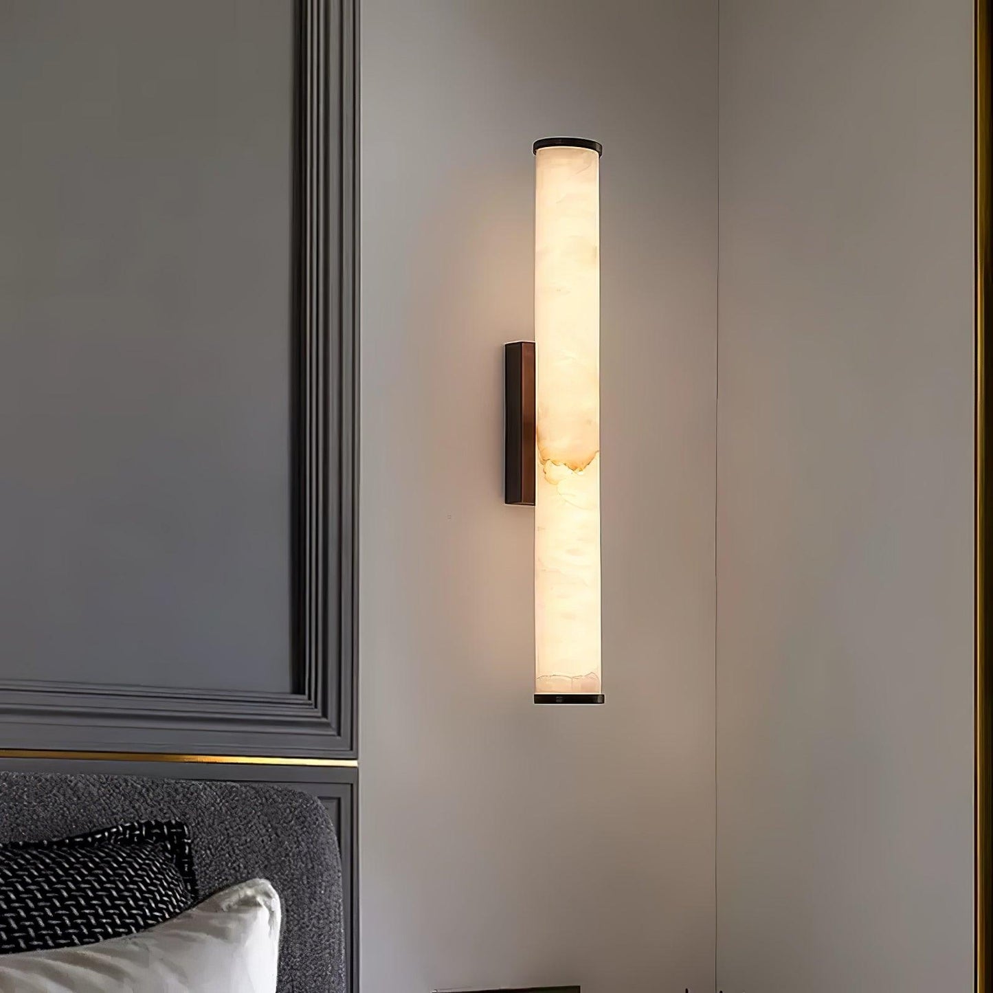 Lang LED-væglampe med alabasteffekt