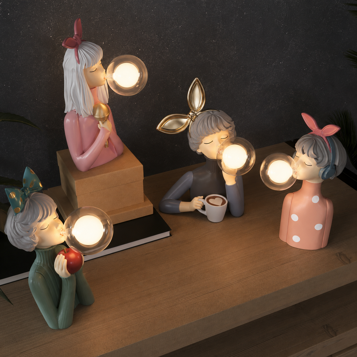 Dekorativ LED-bordlampe "pige med balloner" – designfigur til stue og kontor