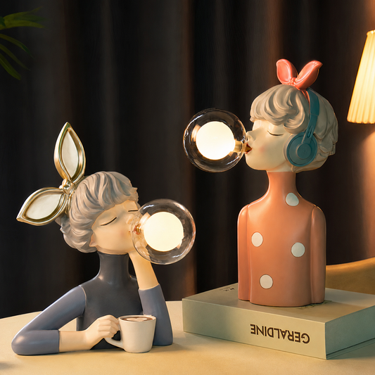 Dekorativ LED-bordlampe "pige med balloner" – designfigur til stue og kontor