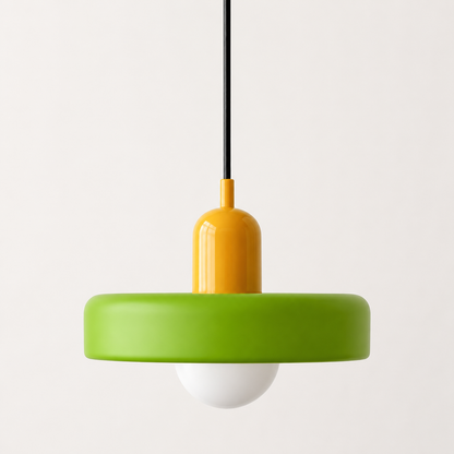 Bauhaus-pendellampe med farvet glasskærm