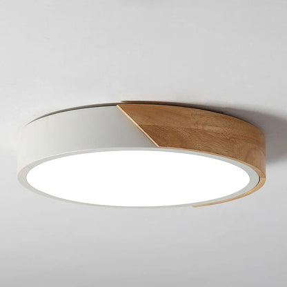 Moderne rund LED-loftlampe med trædetalje