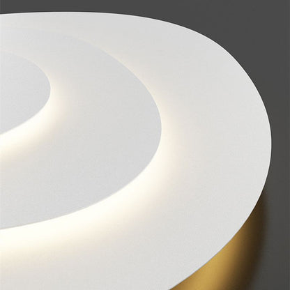 Plafond i hvid metal, skyformede paneler - Lumzi