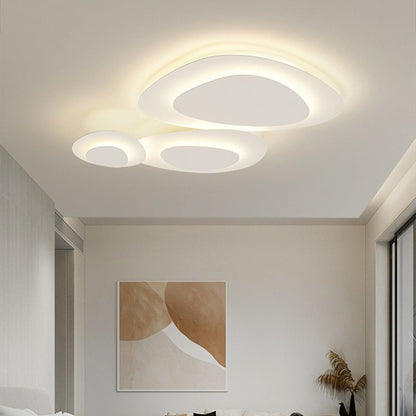 Plafond i hvid metal, skyformede paneler - Lumzi