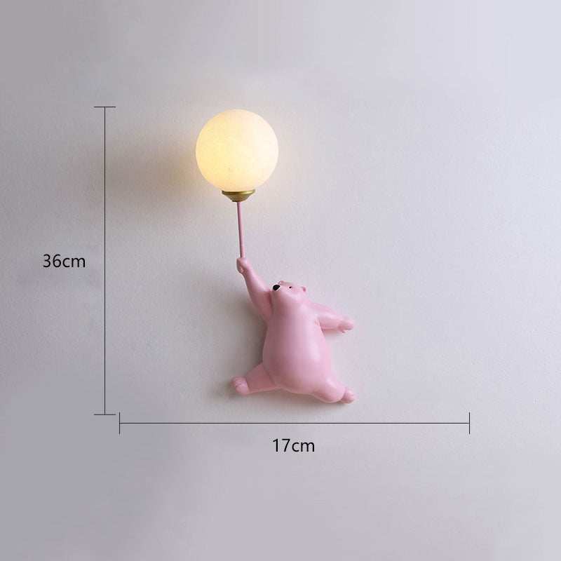 Væglampe i resin med bjørn og ballon - Lumzi