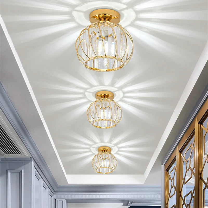 Plafond i metal med krystal - Lumzi