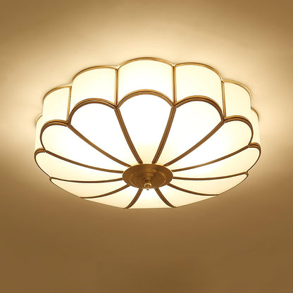 Plafond i messing med matteret glas - Lumzi