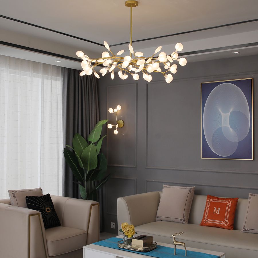 Lysekrone med forgrenede grene og matteret glas - Lumzi
