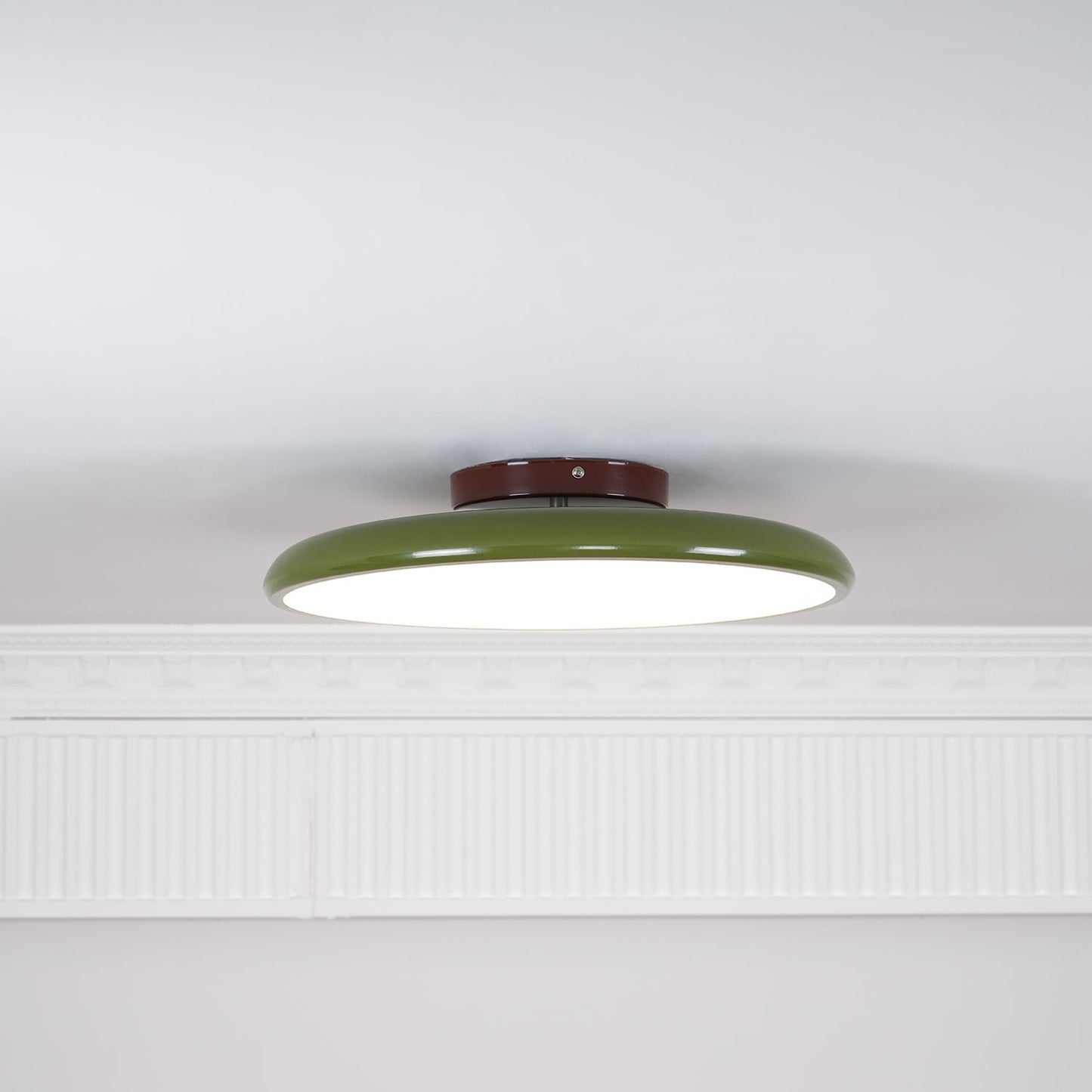 Plafond med hældbar skærm, disc-design - Lumzi