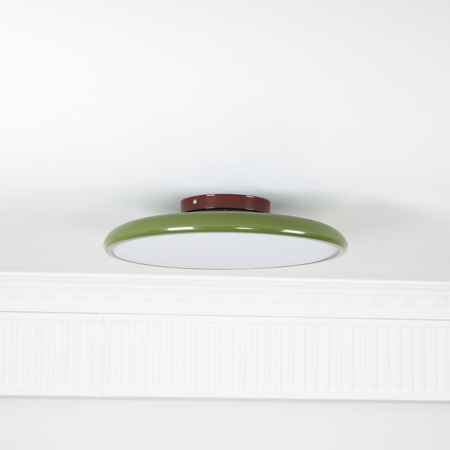Plafond med hældbar skærm, disc-design - Lumzi
