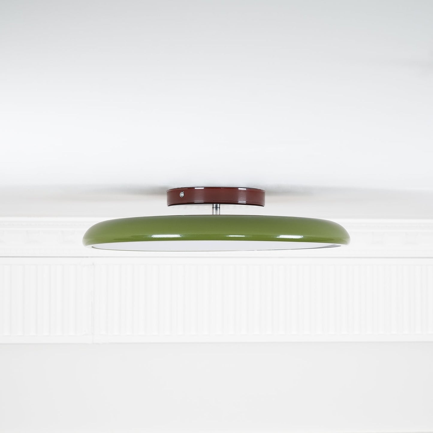 Plafond med hældbar skærm, disc-design - Lumzi