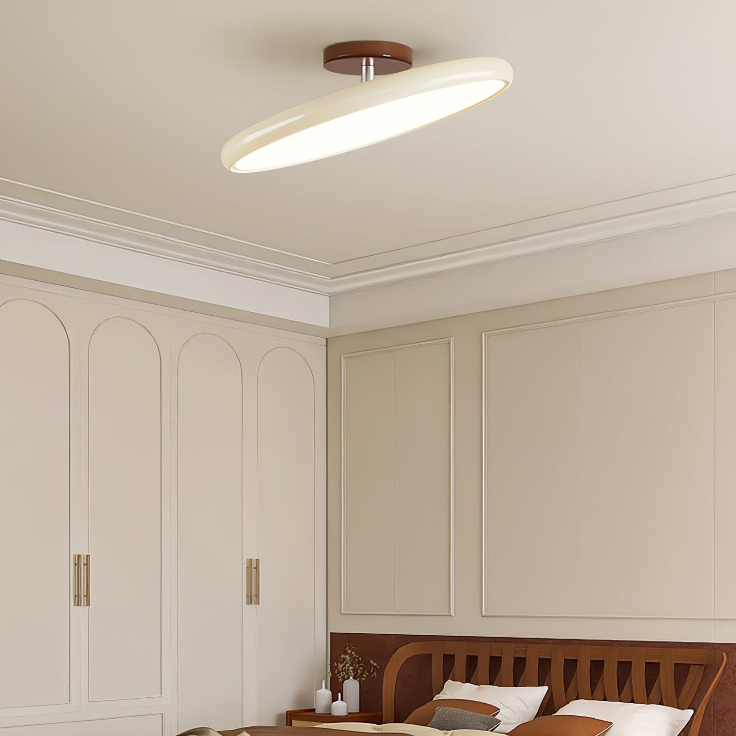 Plafond med hældbar skærm, disc-design - Lumzi