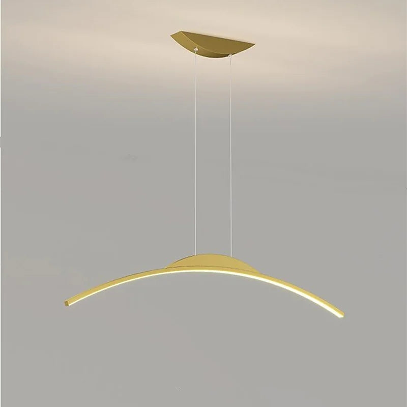 Buet lineær LED-pendel i metal - Lumzi