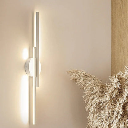 Væglampe med to lysbjælker, minimalistisk - Lumzi