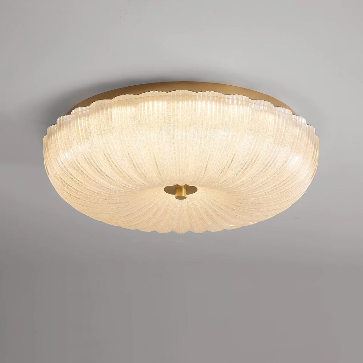 Plafond i riflet glas med bølget kant - Lumzi