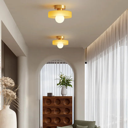 Rund flad LED-loftlampe i minimalistisk design