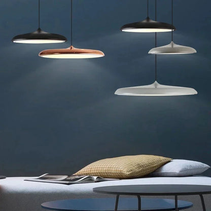 Ultratynd LED-pendellampe med rund skærm