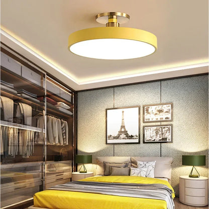 Rund LED-loftlampe i skandinavisk design