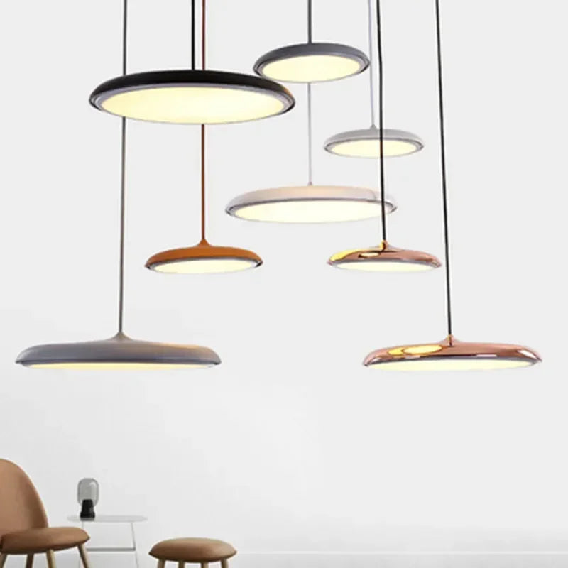 Ultratynd LED-pendellampe med rund skærm