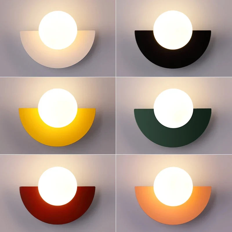 Moderne LED-væglampe i geometrisk halvcirkel-design
