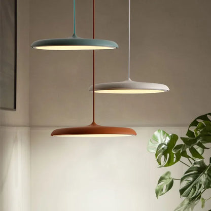 Ultratynd LED-pendellampe med rund skærm