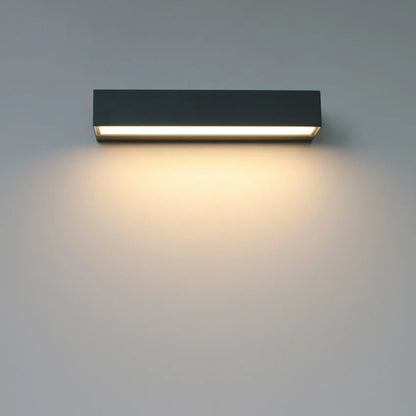 Moderne LED væglampe til udendørs brug