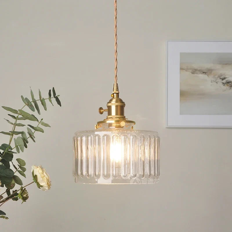 Vintage-pendellampe i riflet glas med guldfinish