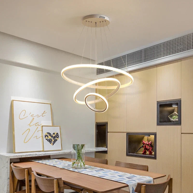 Designer LED-pendellampe med tredimensionelle ringe