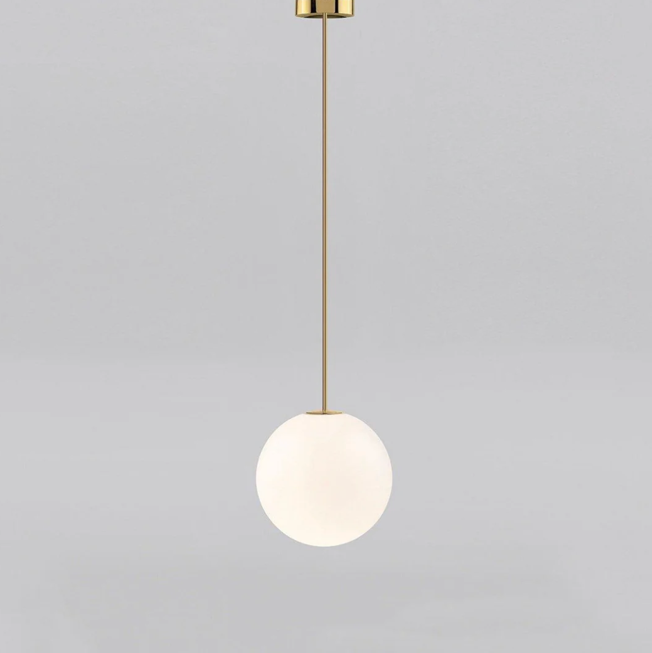 Kugleformet pendellampe med LED
