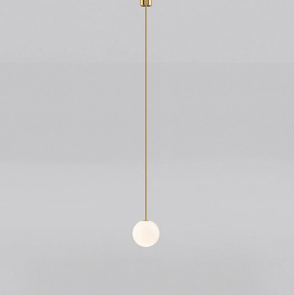 Kugleformet pendellampe med LED