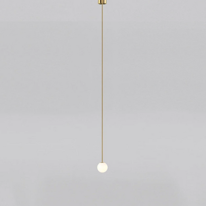 Kugleformet pendellampe med LED