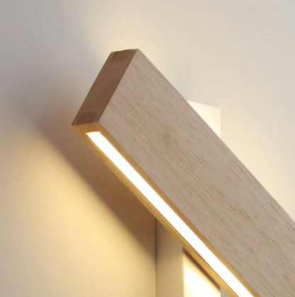 Træ væglampe med LED – minimalistisk linjelampe