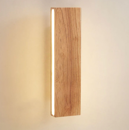 Træ væglampe med LED – minimalistisk linjelampe