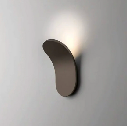 Moderne LED-væglampe med minimalistisk design