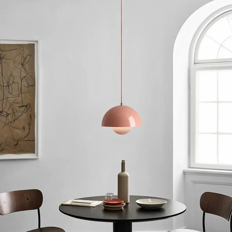 Halvkugleformet LED-pendellampe