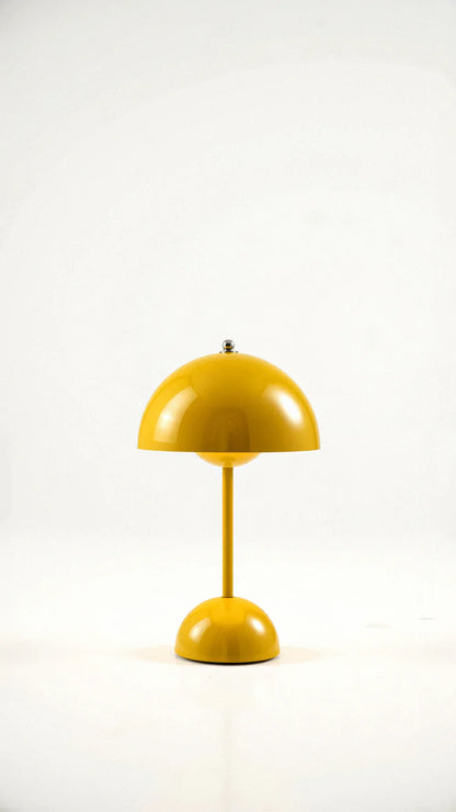Trådløs bordlampe med minimalistisk design