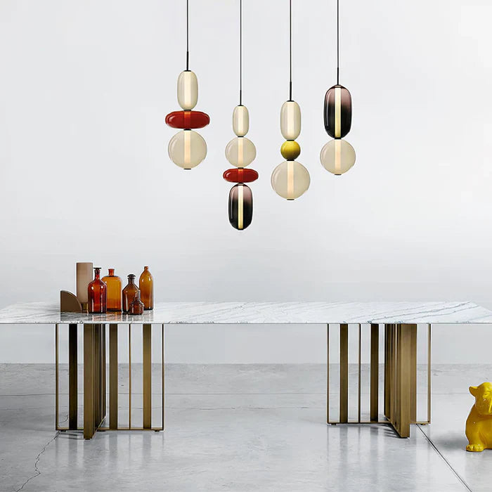 Farverig LED-pendellampe i glas