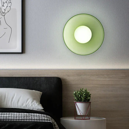 Moderne loftlampe i glas med minimalistisk design