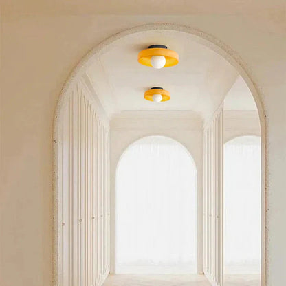 Moderne loftlampe i glas med minimalistisk design