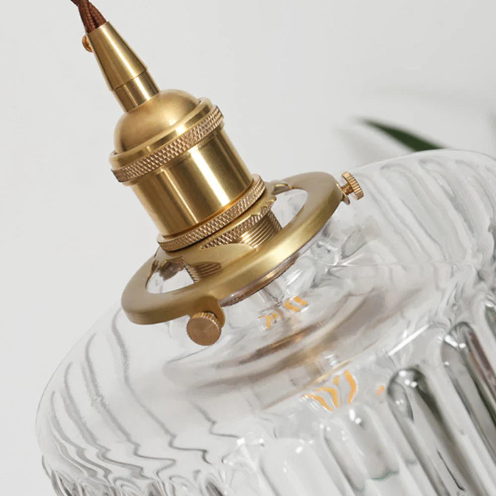 Vintage-pendellampe i riflet glas med guldfinish