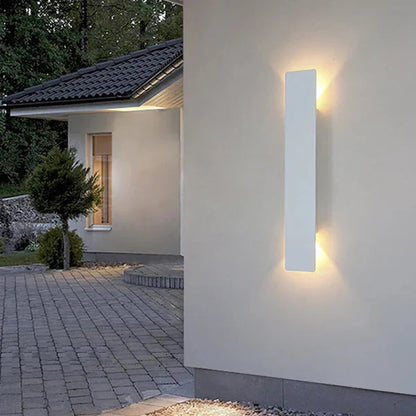 Udendørs LED-væglampe med op- og nedlys IP65