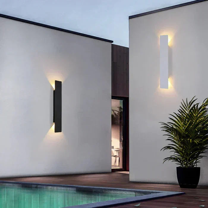 Udendørs LED-væglampe med op- og nedlys IP65