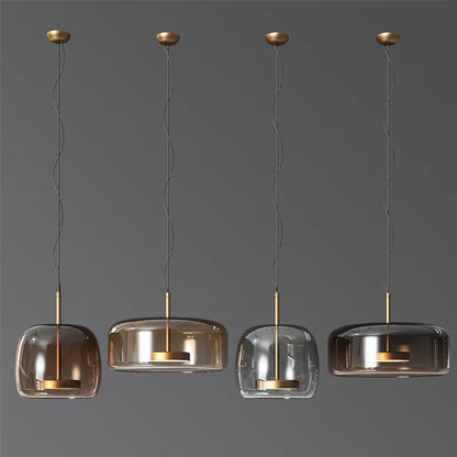 Moderne glaspendellampe med LED og gulddetaljer