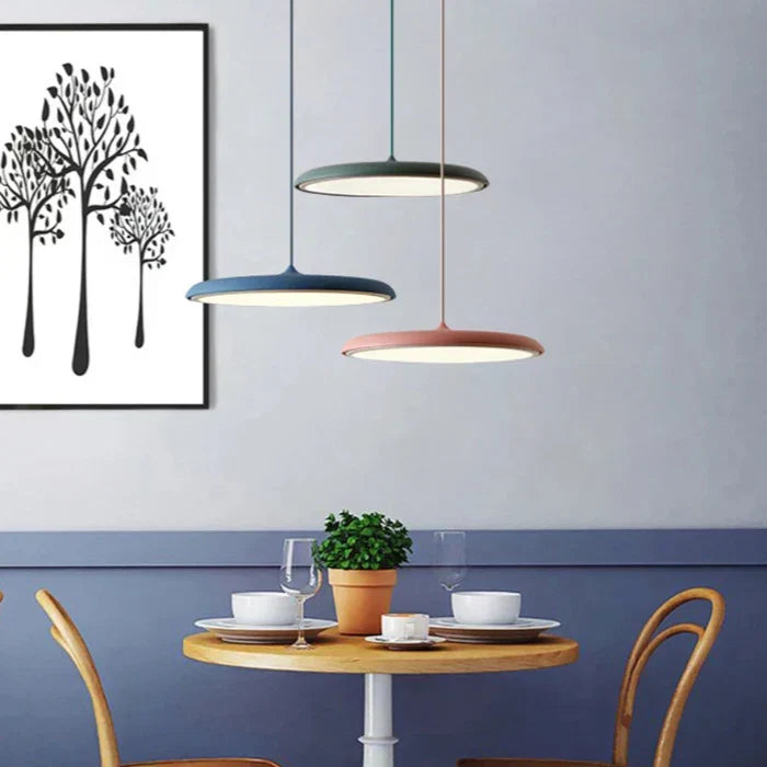 Ultratynd LED-pendellampe med rund skærm